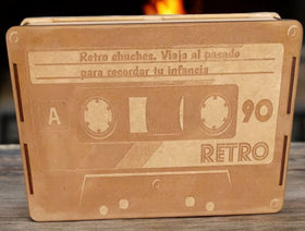 CAJA RETROCHUCHES 90S (MADERA)