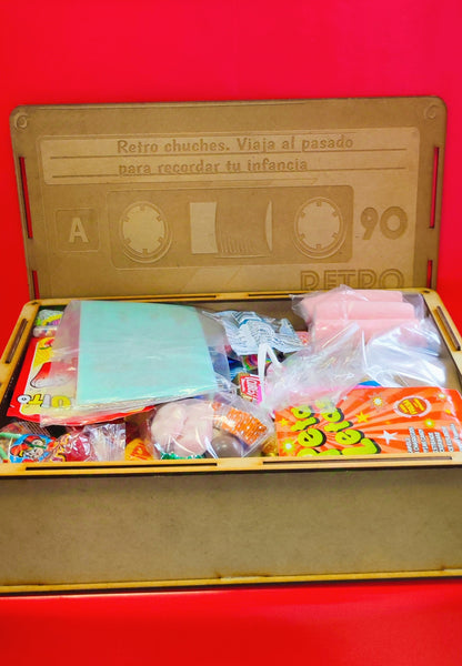 CAJA RETROCHUCHES 90S (MADERA)