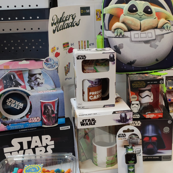 SORTEO SUPER LOTE STAR WARS Y KILO DE CHUCHES (2 NÚMEROS)